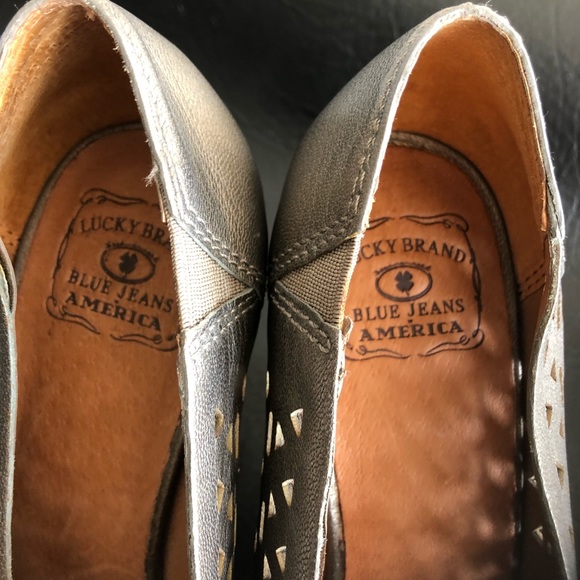 Used shoes - Picture 4 of 5